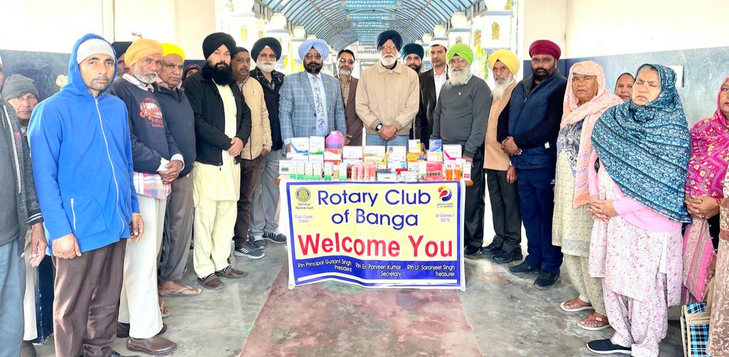 ਰੋਟਰੀ ਕਲੱਬ ਬੰਗਾ ਵਲੋਂ ਡਿਸਪੈਂਸਰੀ ਨੂੰ ਦਵਾਈਆਂ ਦਾਨ
